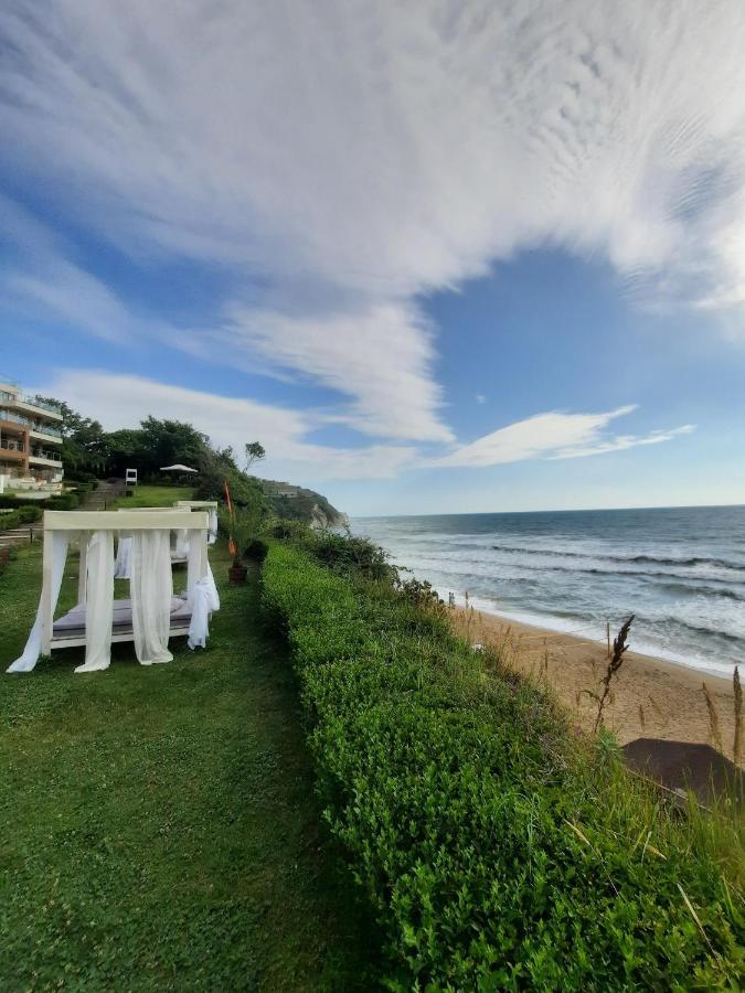 Byala Vista Cliff Apartments Luaran gambar