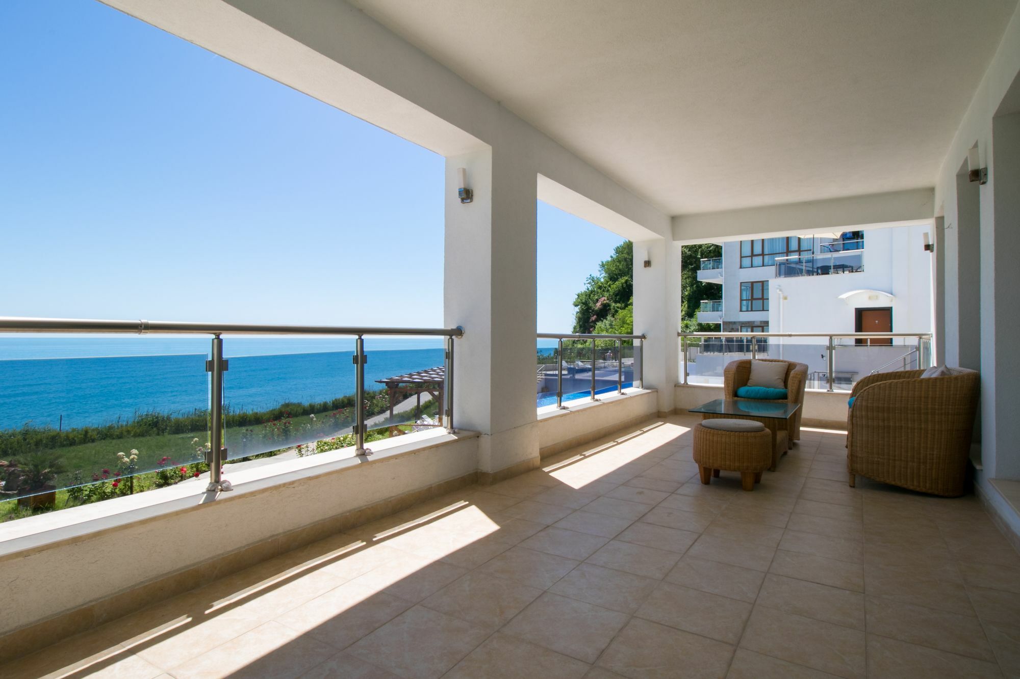 Byala Vista Cliff Apartments Luaran gambar